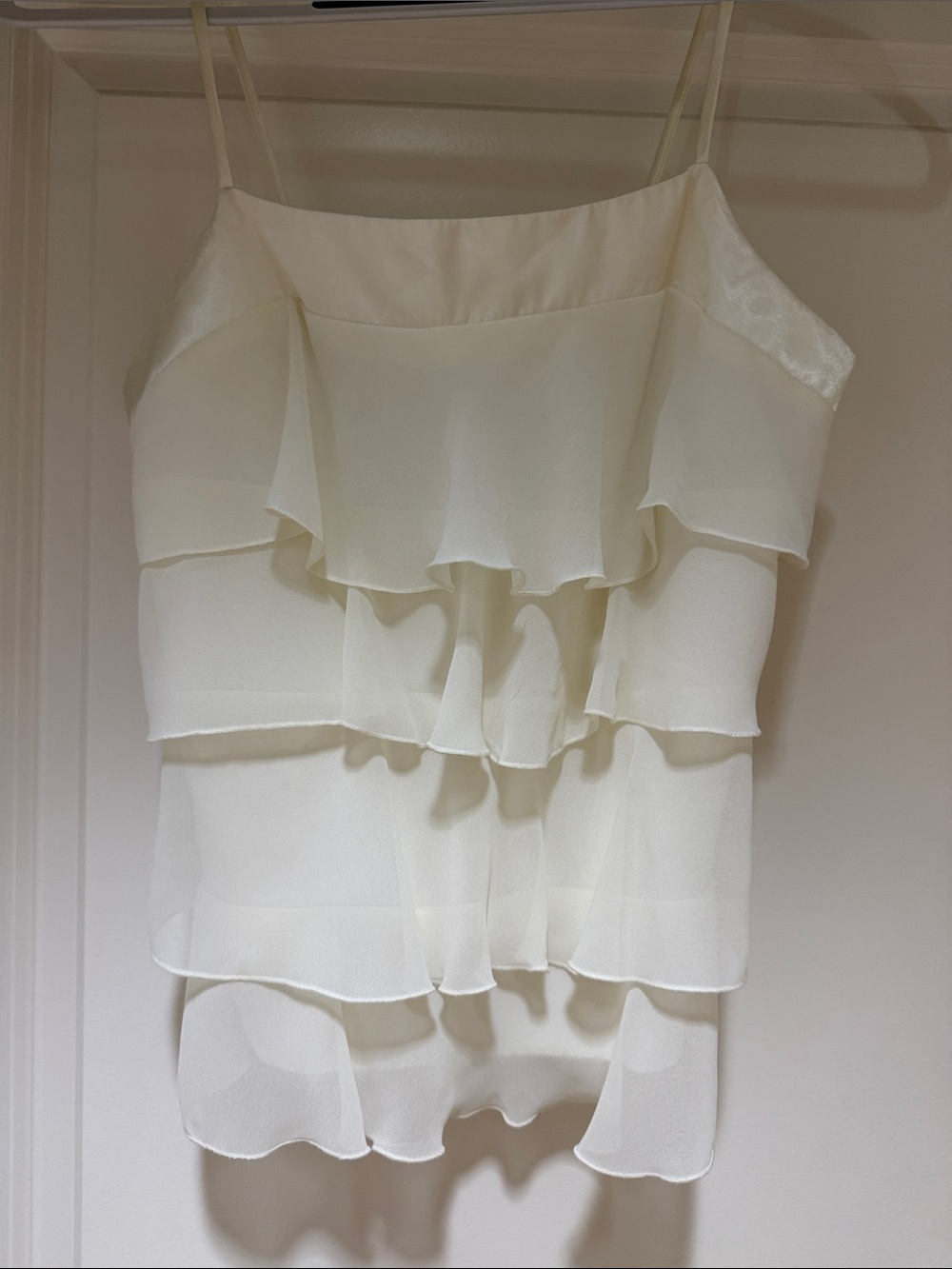Ivory Tiered Ruffle Camisole, sz M
